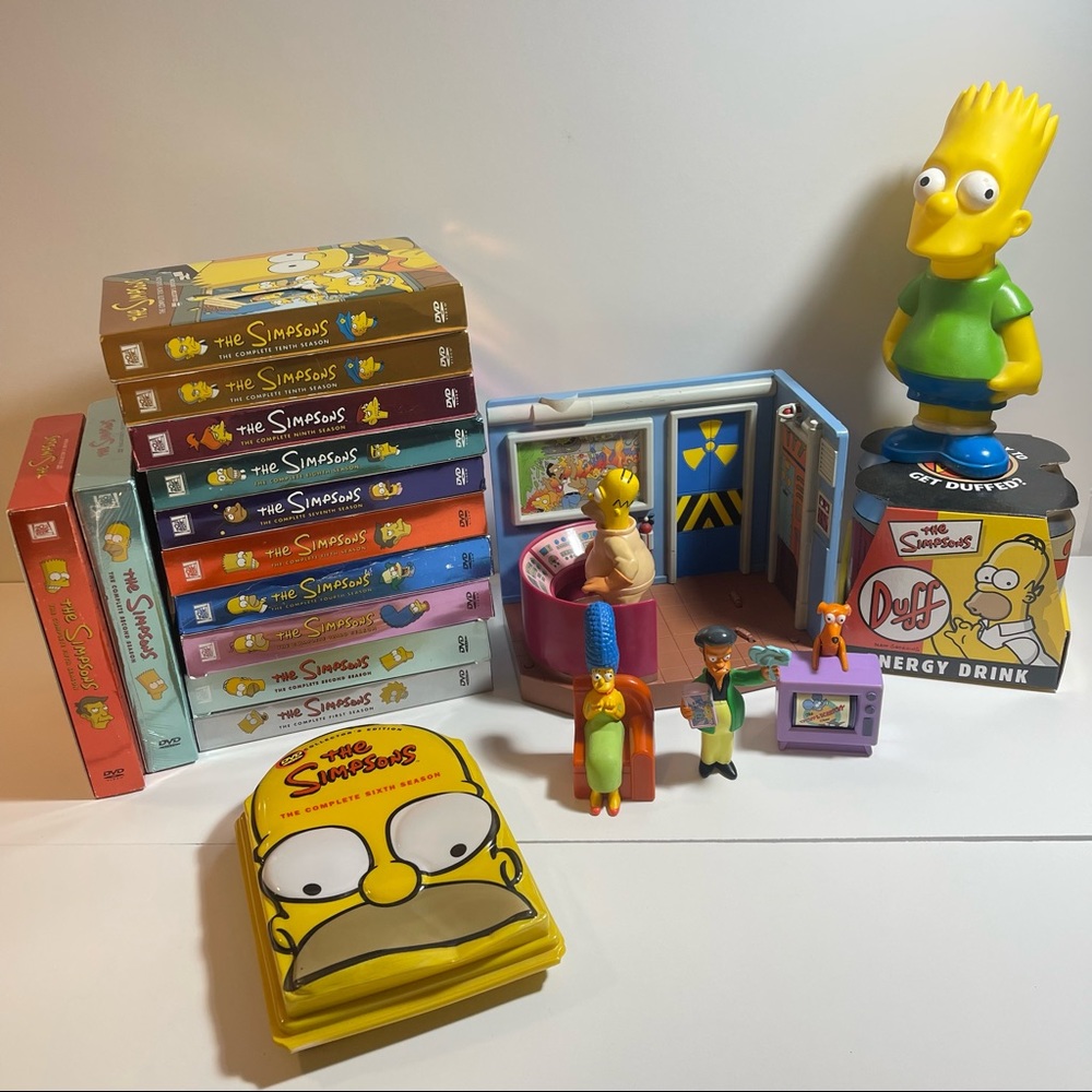(HUGE LOT) The Simpsons DVD’s & Memorabilia!